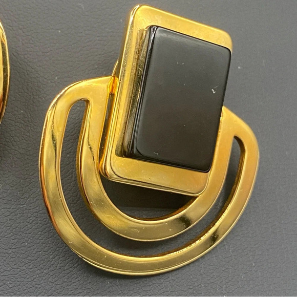 Old Money 80s Art Deco Inspired Clip On Earrings in Black and Gold Tone - Picture 4 of 7